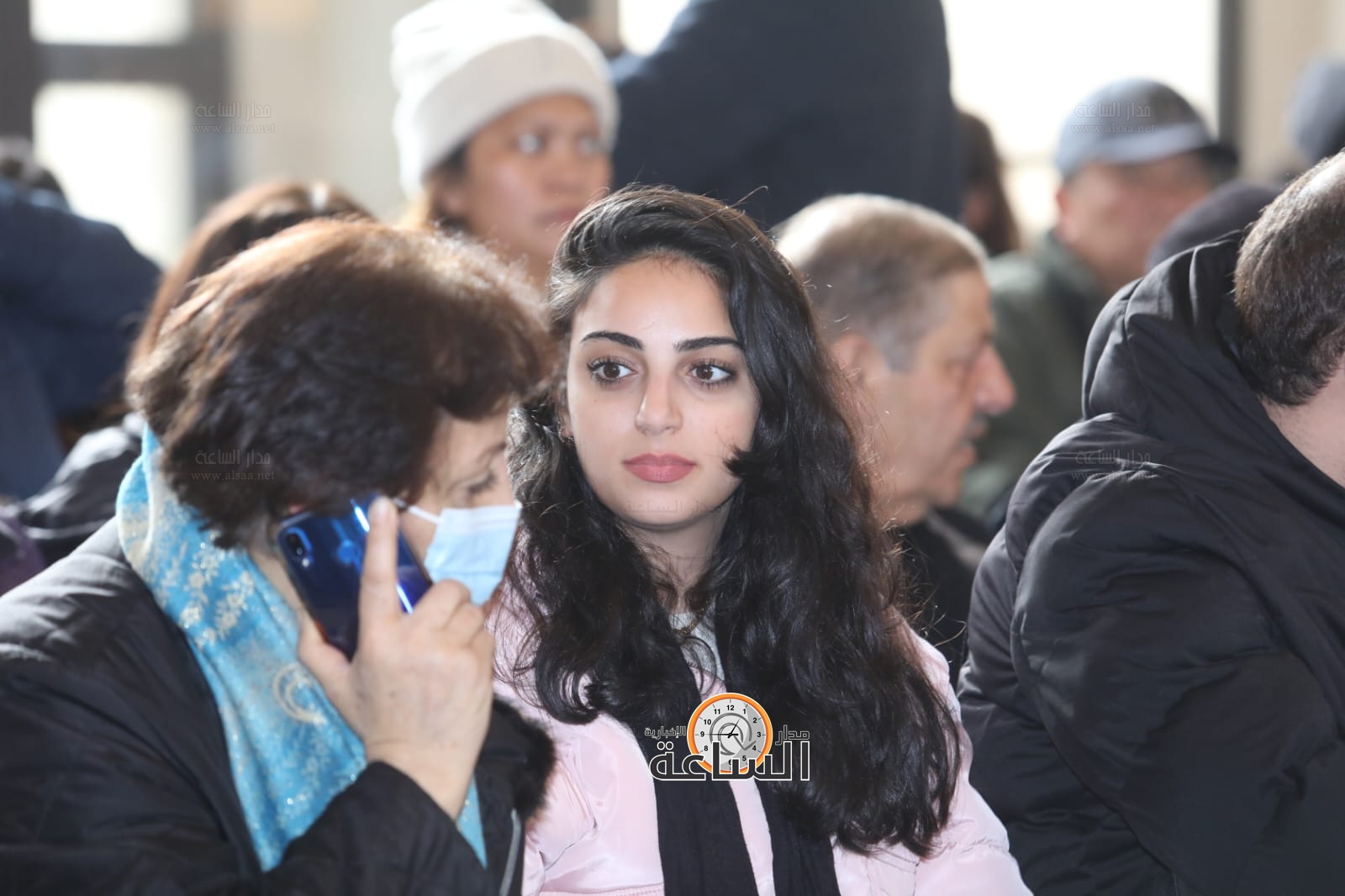 Madar Al-Saa Images 0.1271618261504932