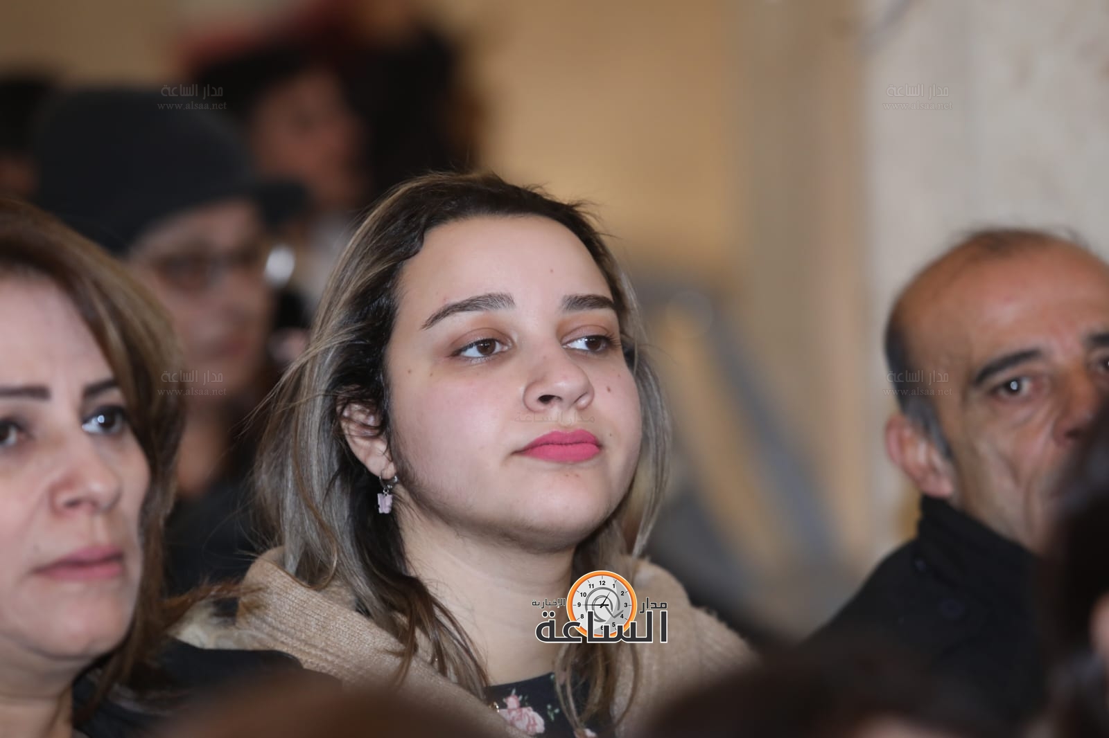 Madar Al-Saa Images 0.9839545135515984