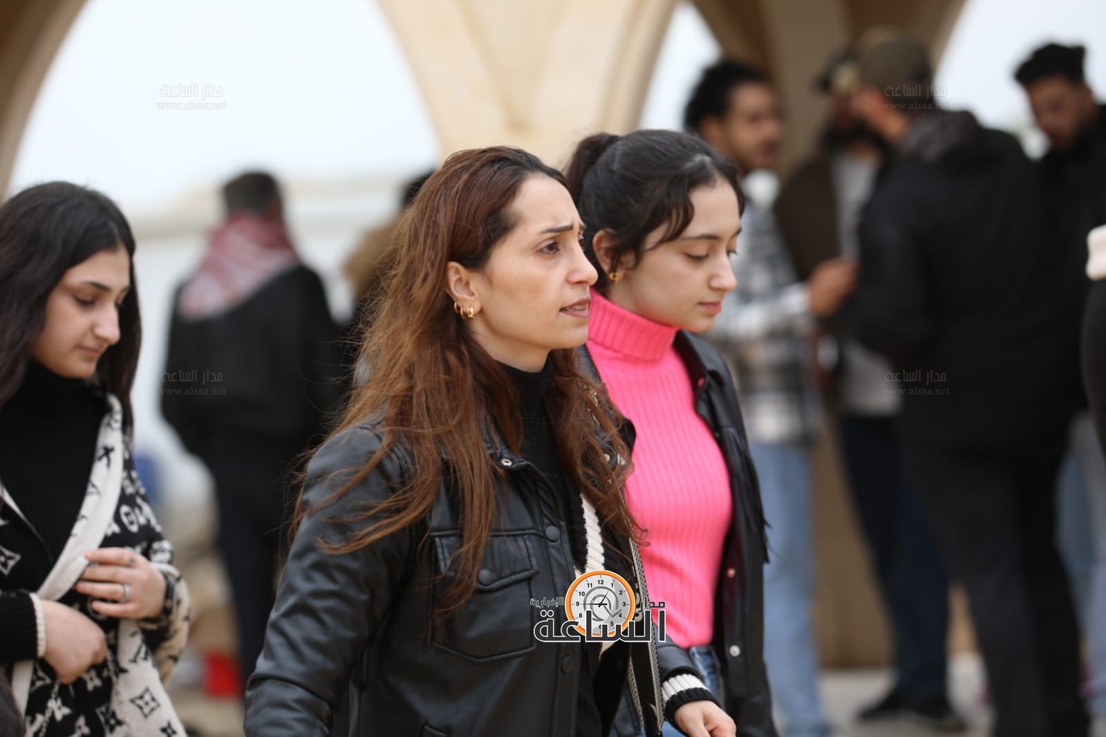 Madar Al-Saa Images 0.7038904001505091