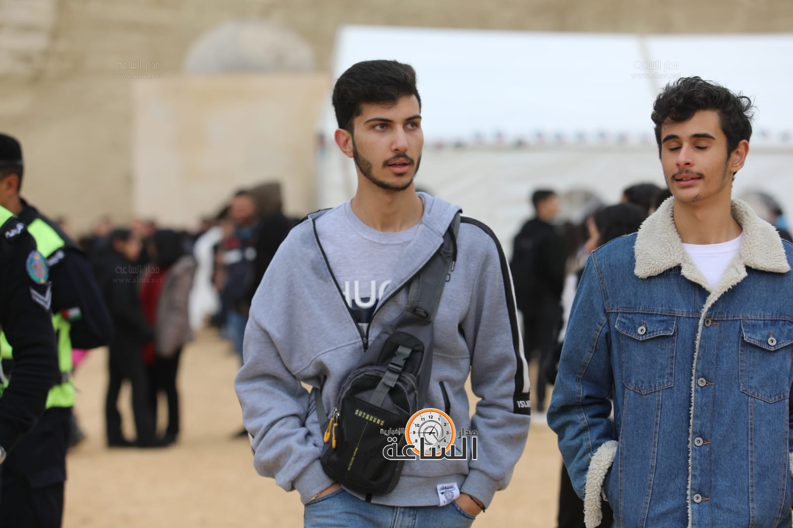 Madar Al-Saa Images 0.17353109061383565