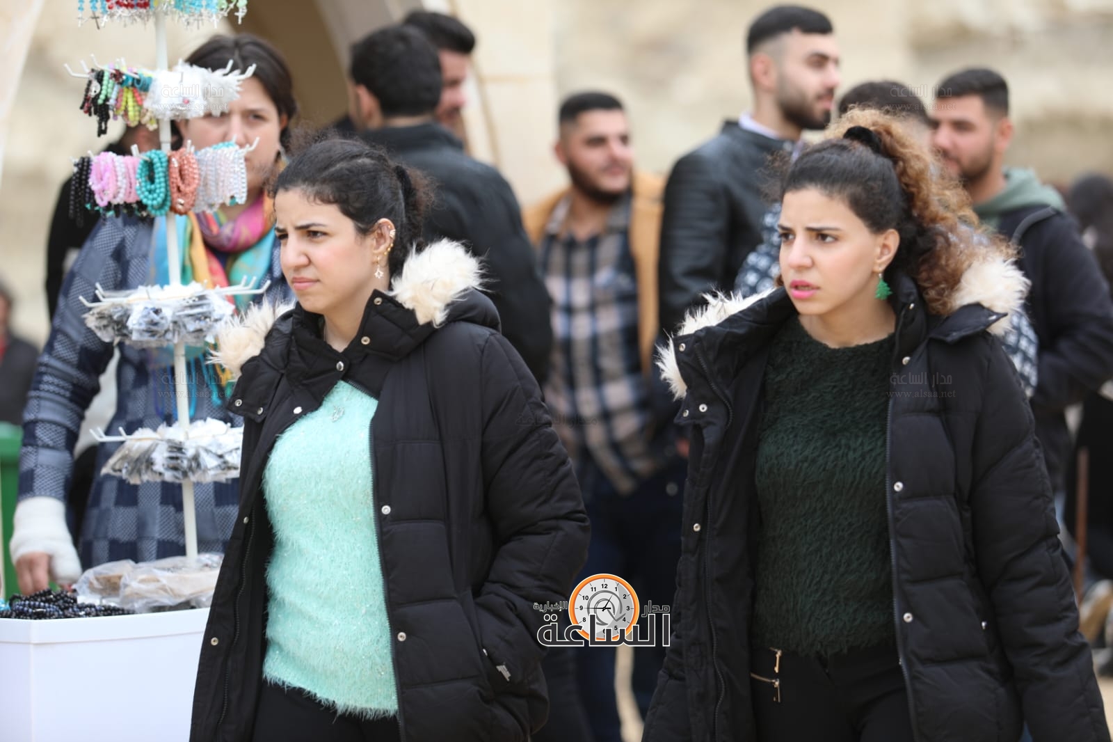 Madar Al-Saa Images 0.14000478083495382