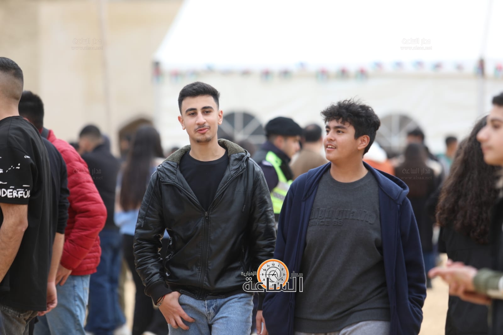 Madar Al-Saa Images 0.5971626975387307