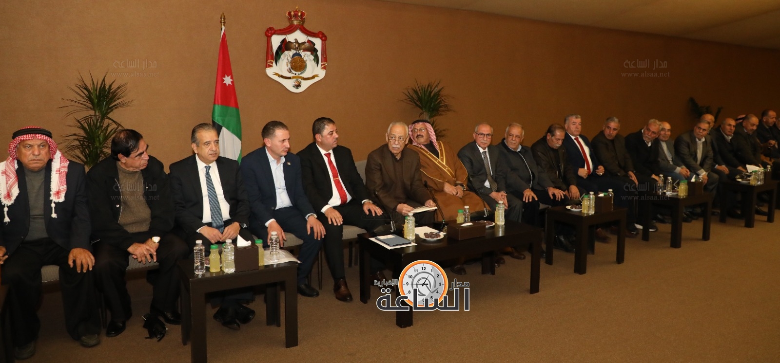 Madar Al-Saa Images 0.41022735411680267