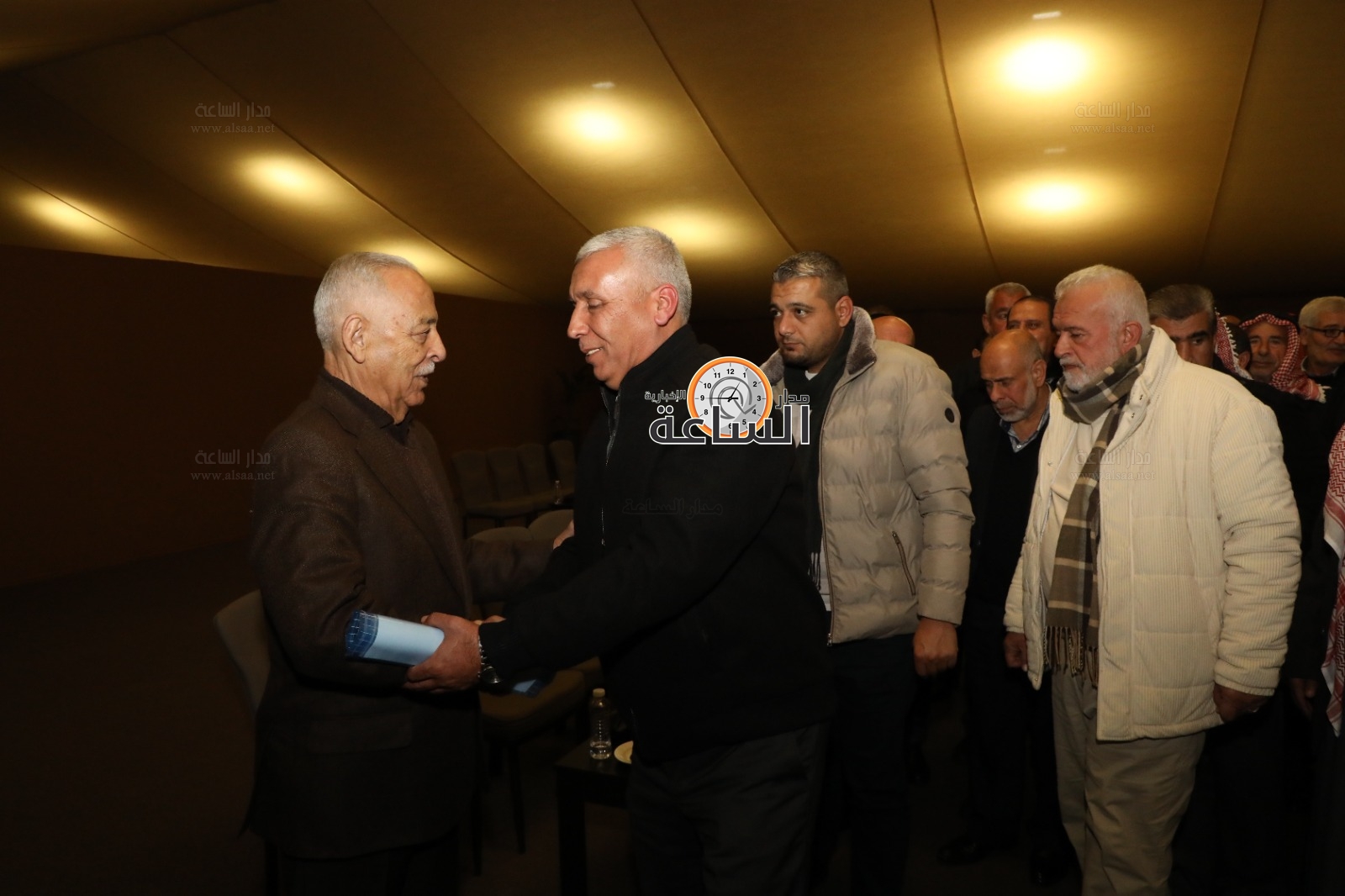 Madar Al-Saa Images 0.9663504216094034