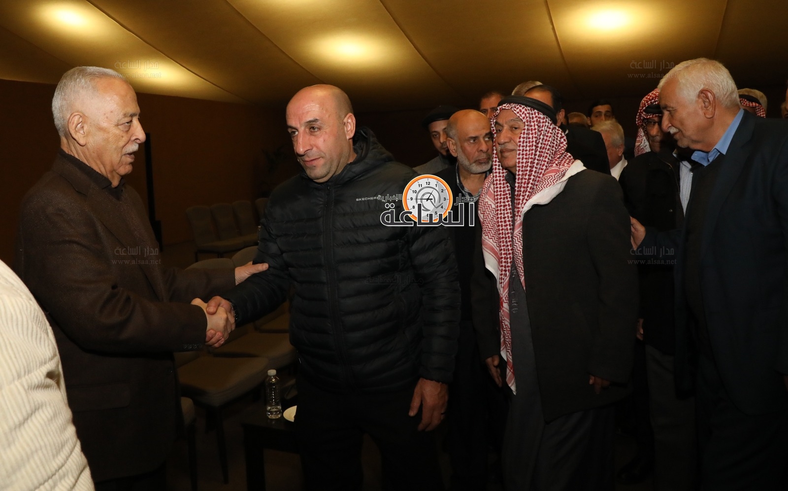 Madar Al-Saa Images 0.4078470511560106