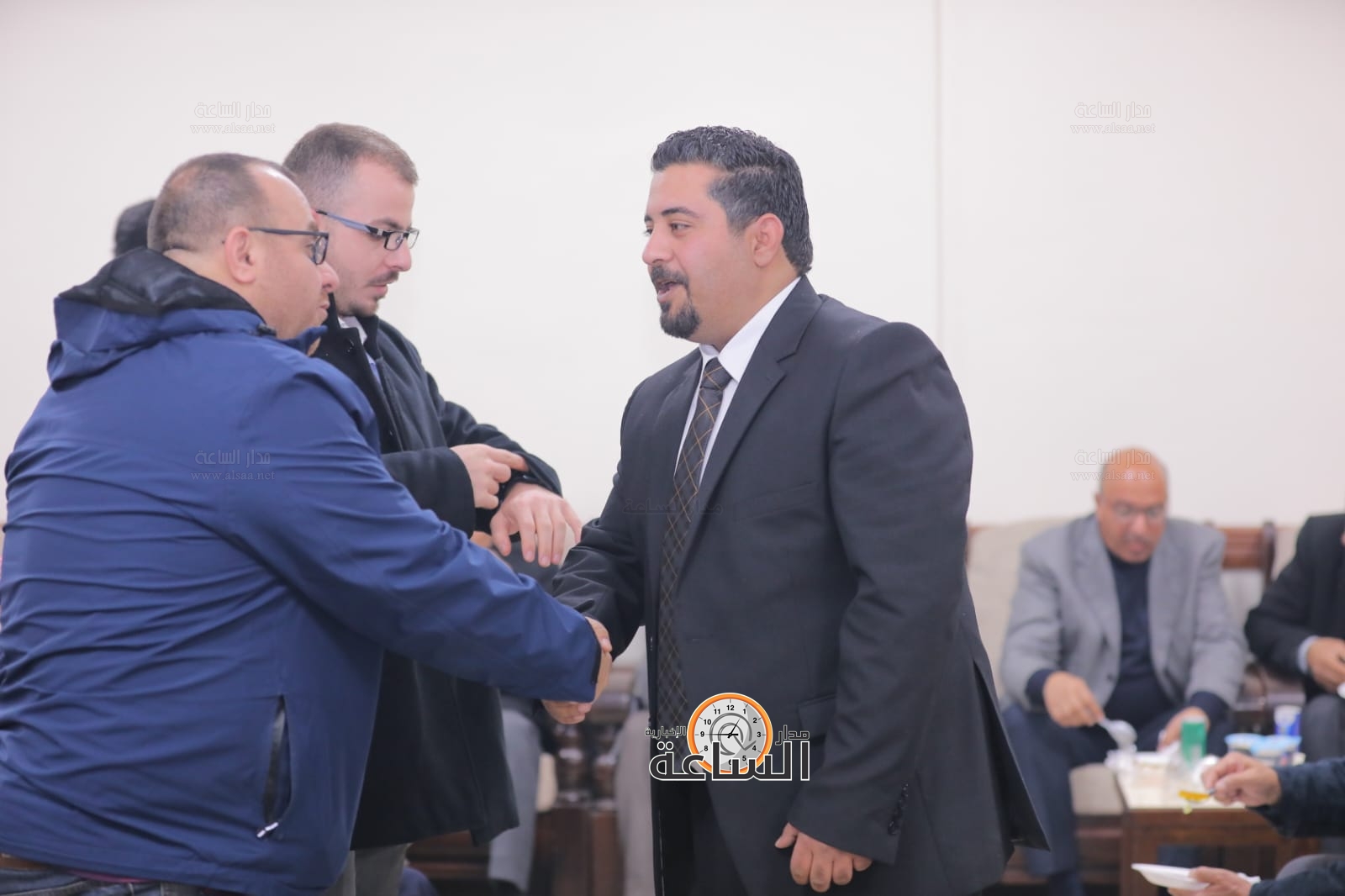 Madar Al-Saa Images 0.21357993731450464