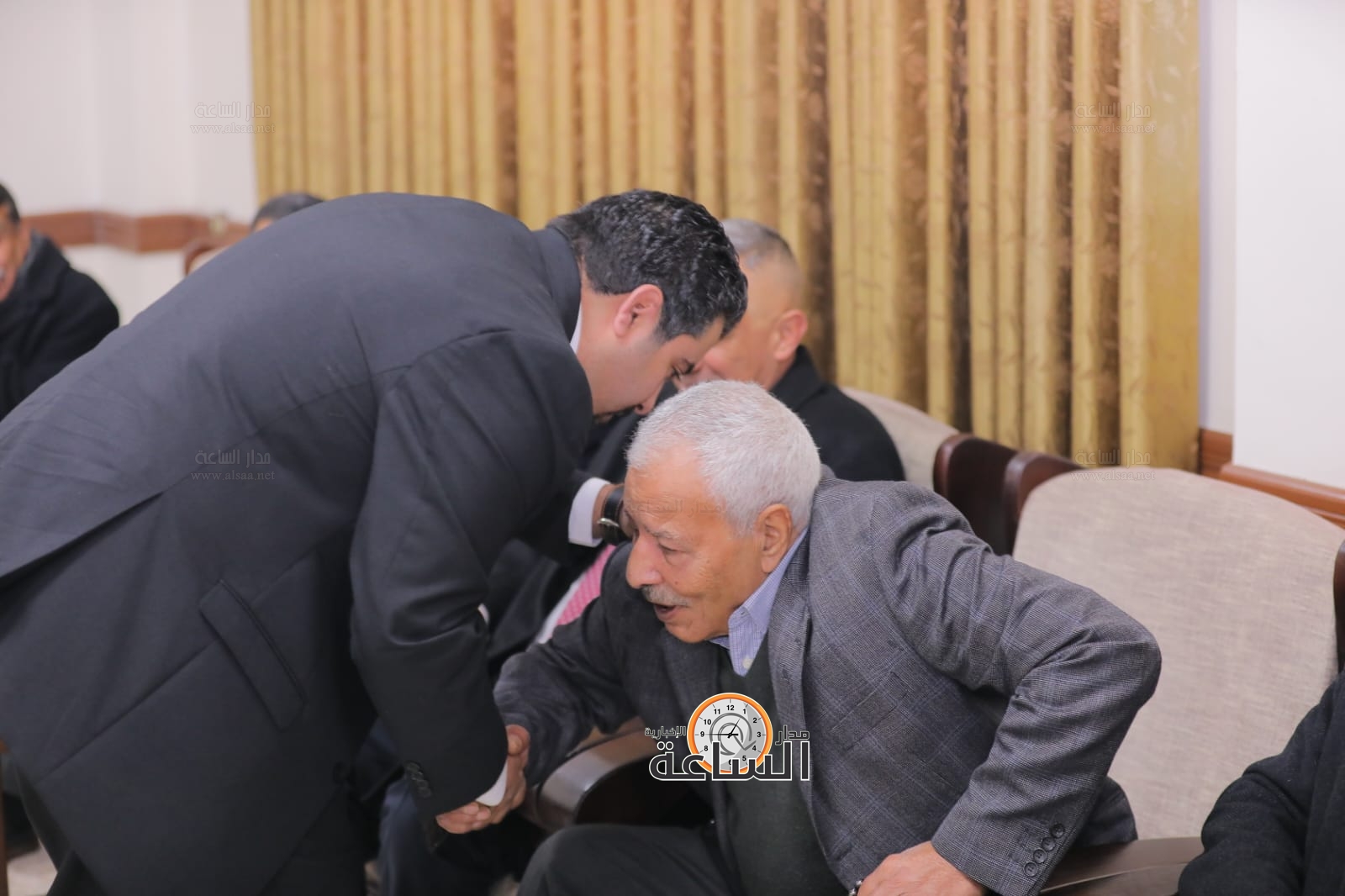 Madar Al-Saa Images 0.34019493629472275