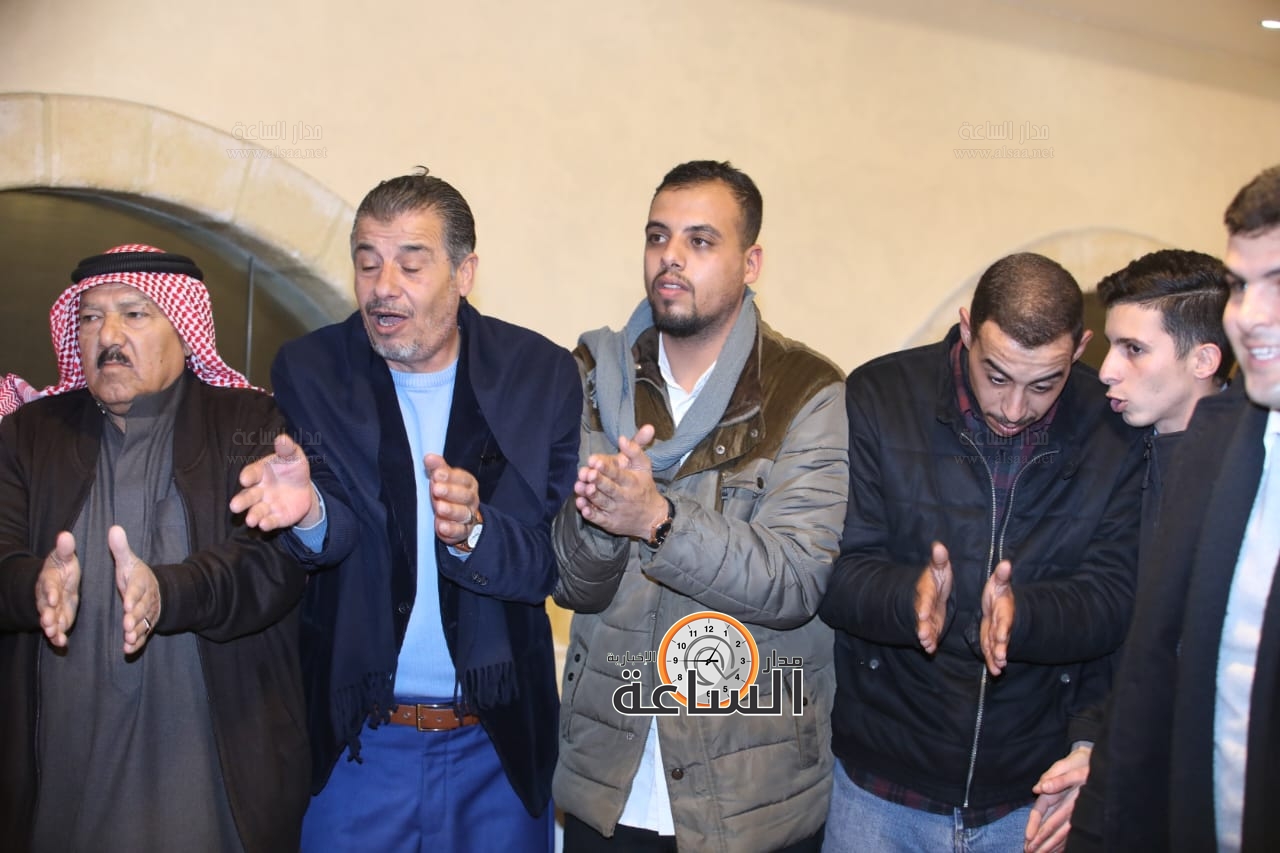 Madar Al-Saa Images 0.26127473178642346