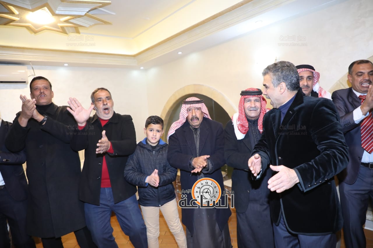 Madar Al-Saa Images 0.300231723769959