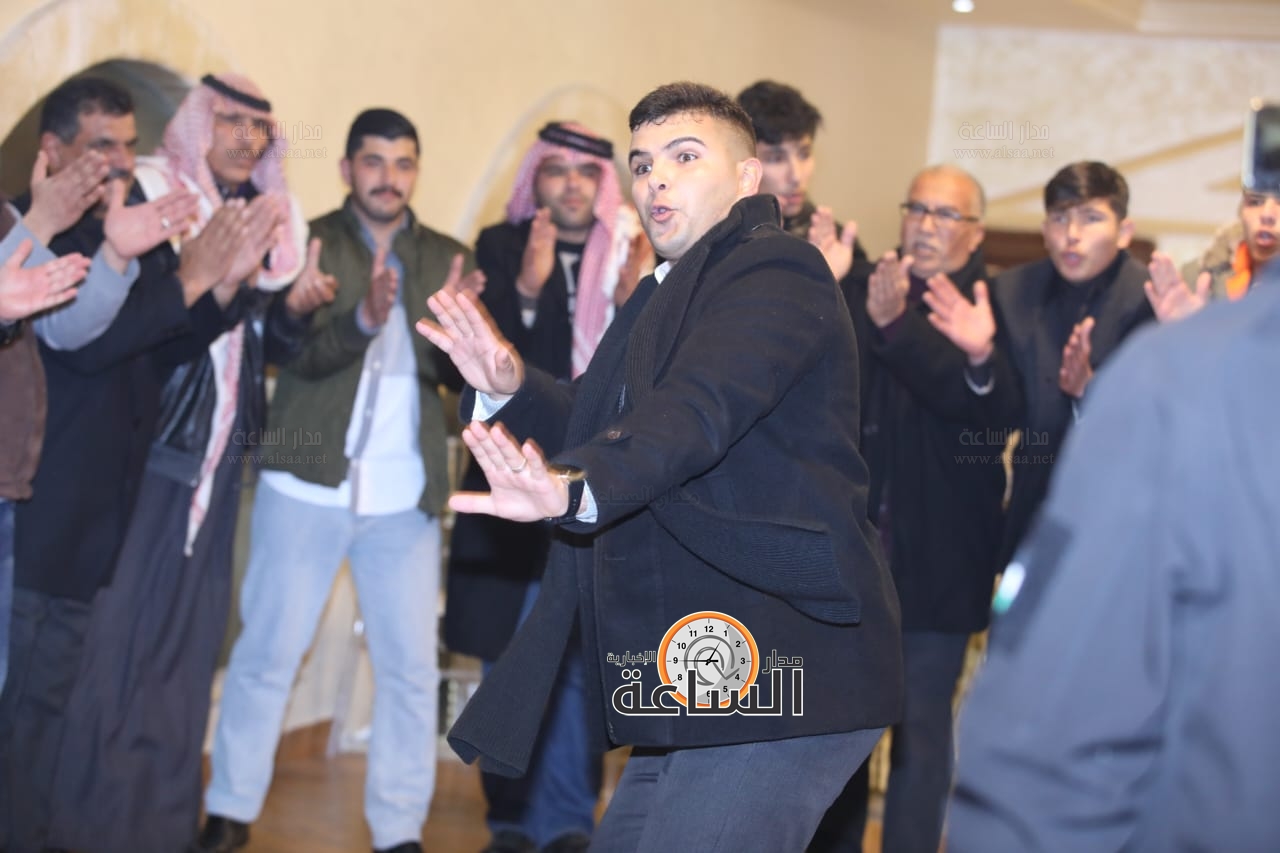 Madar Al-Saa Images 0.38941460164092767