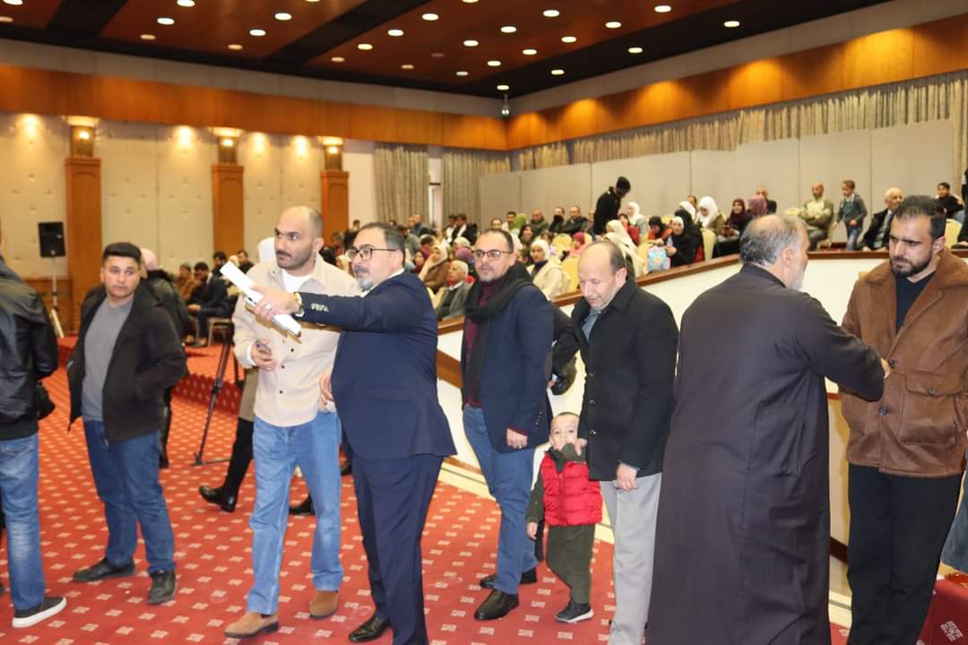 Madar Al-Saa Images 0.695113569199107