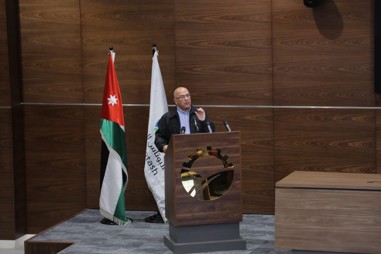 Madar Al-Saa Images 0.2926090550531584