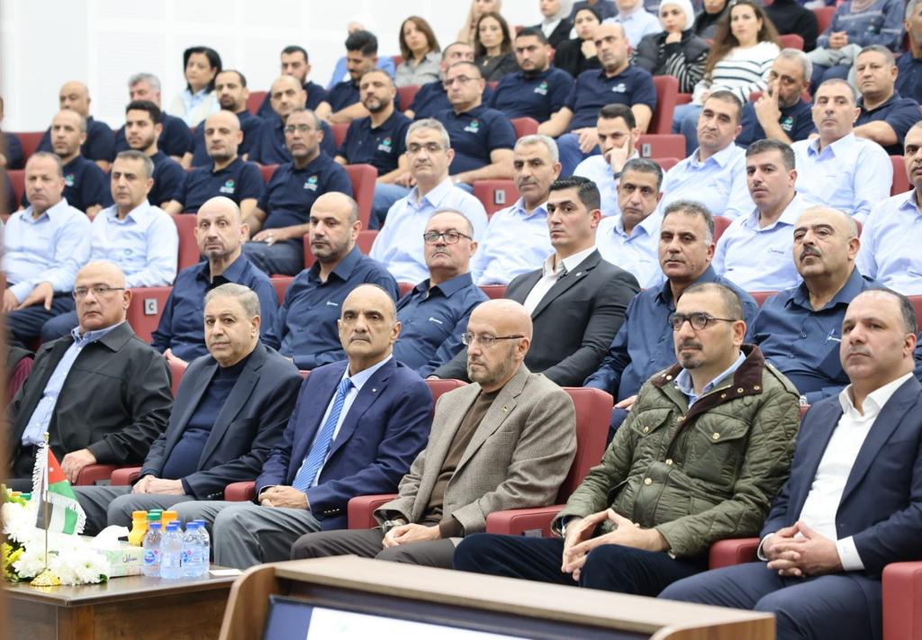 Madar Al-Saa Images 0.47240774780911376