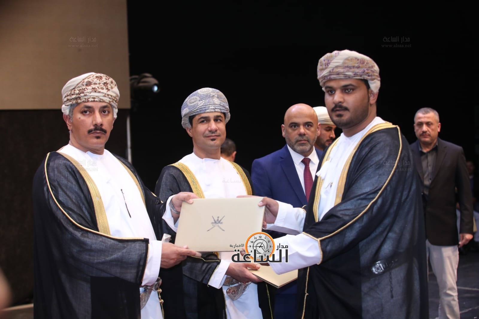 Madar Al-Saa Images 0.5854227667526231