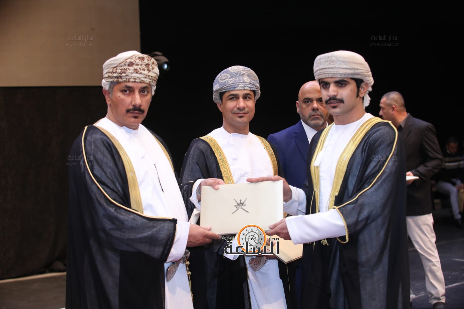 Madar Al-Saa Images 0.5701064111389851