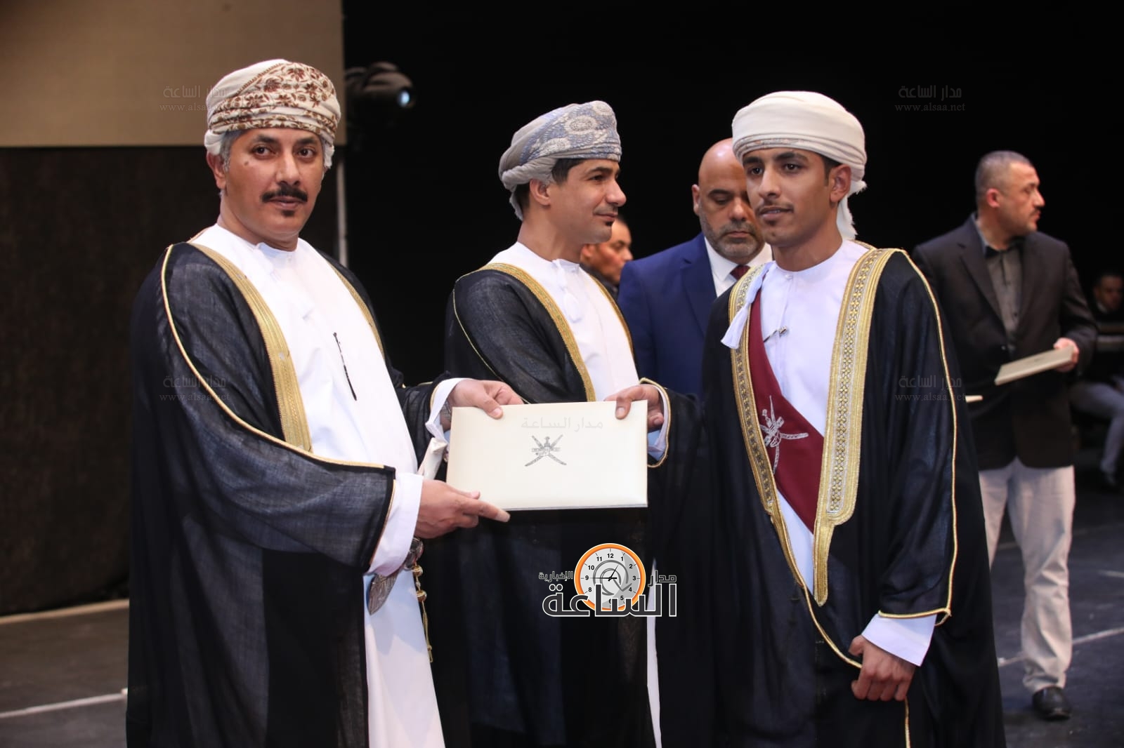 Madar Al-Saa Images 0.5618377480123009