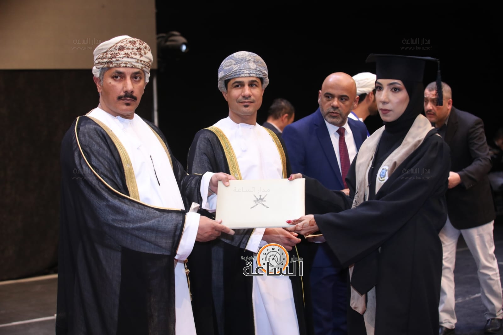 Madar Al-Saa Images 0.26851198459063563