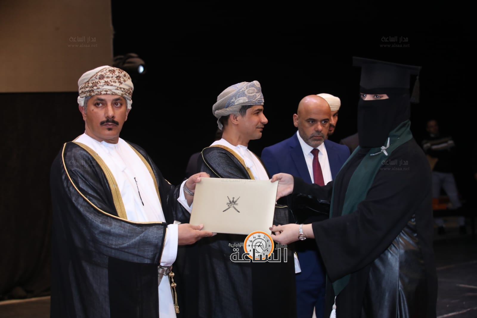 Madar Al-Saa Images 0.7749492266528386