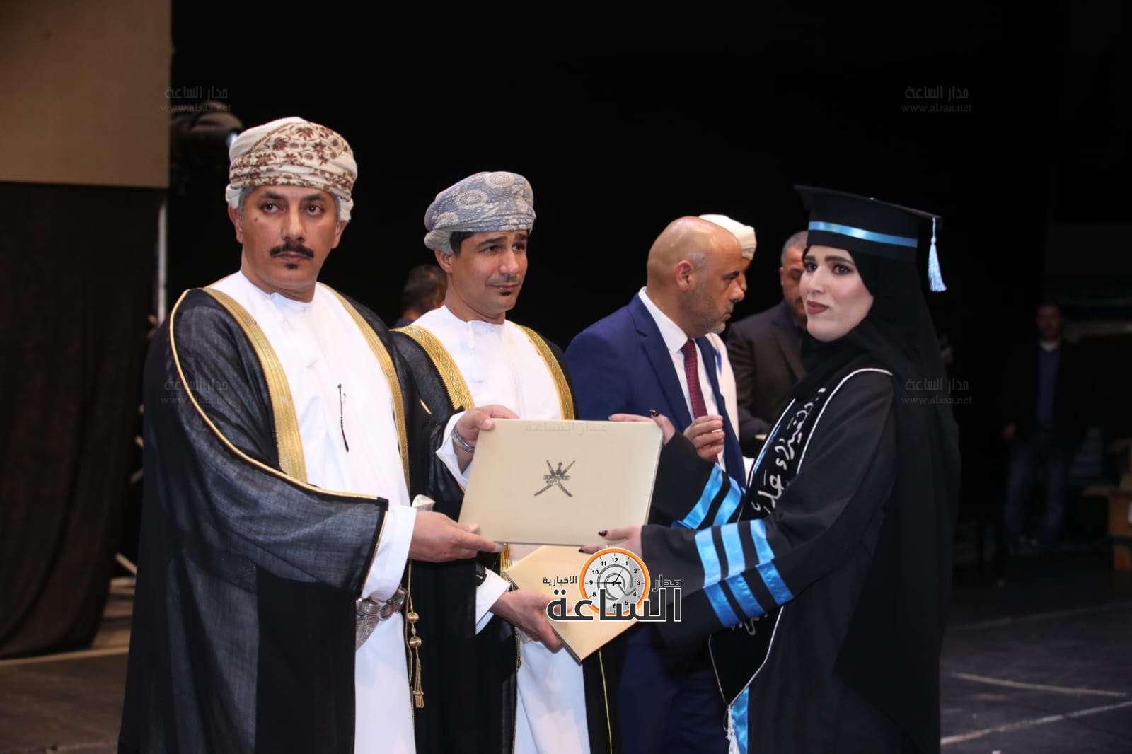 Madar Al-Saa Images 0.7011206529344494