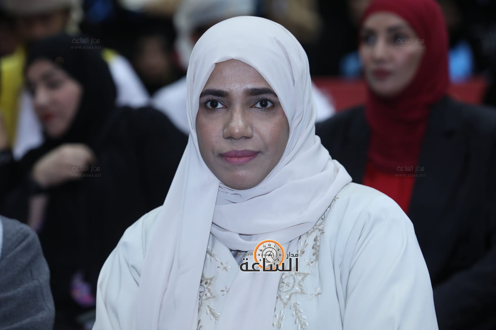 Madar Al-Saa Images 0.6913344863431281