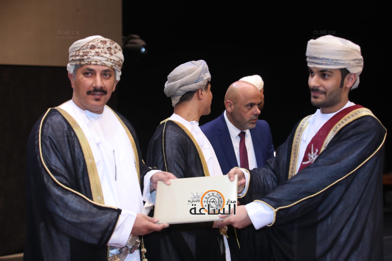 Madar Al-Saa Images 0.7297350150722417