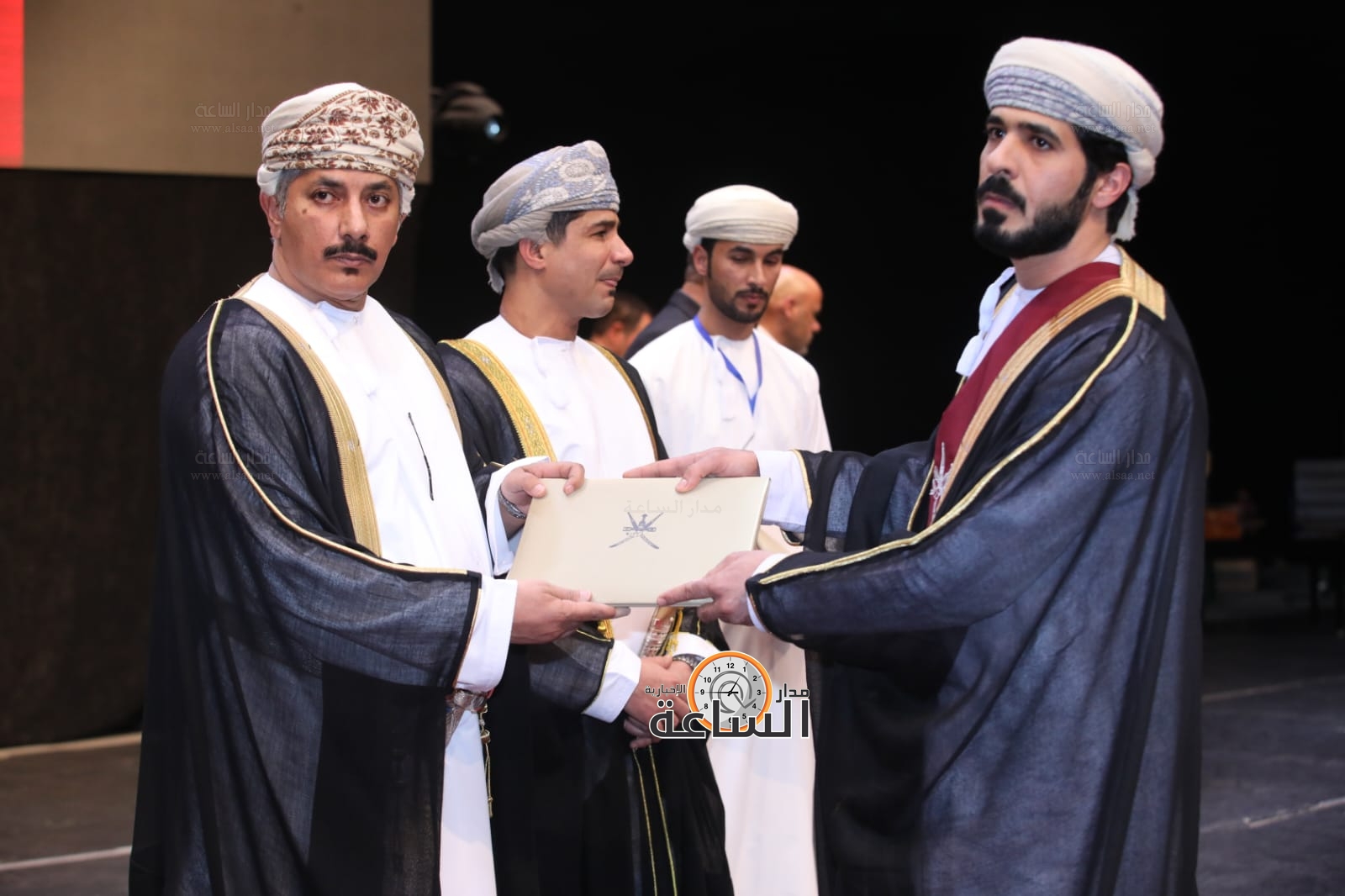 Madar Al-Saa Images 0.1442596468651267