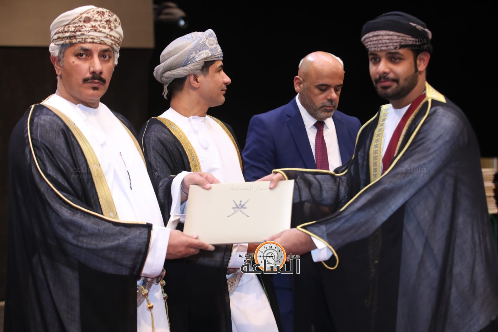 Madar Al-Saa Images 0.6649870713326314