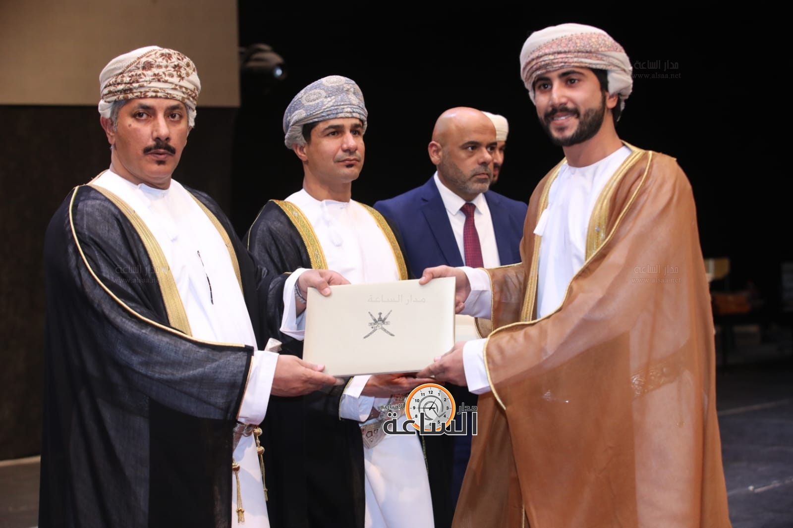 Madar Al-Saa Images 0.15100262976758771