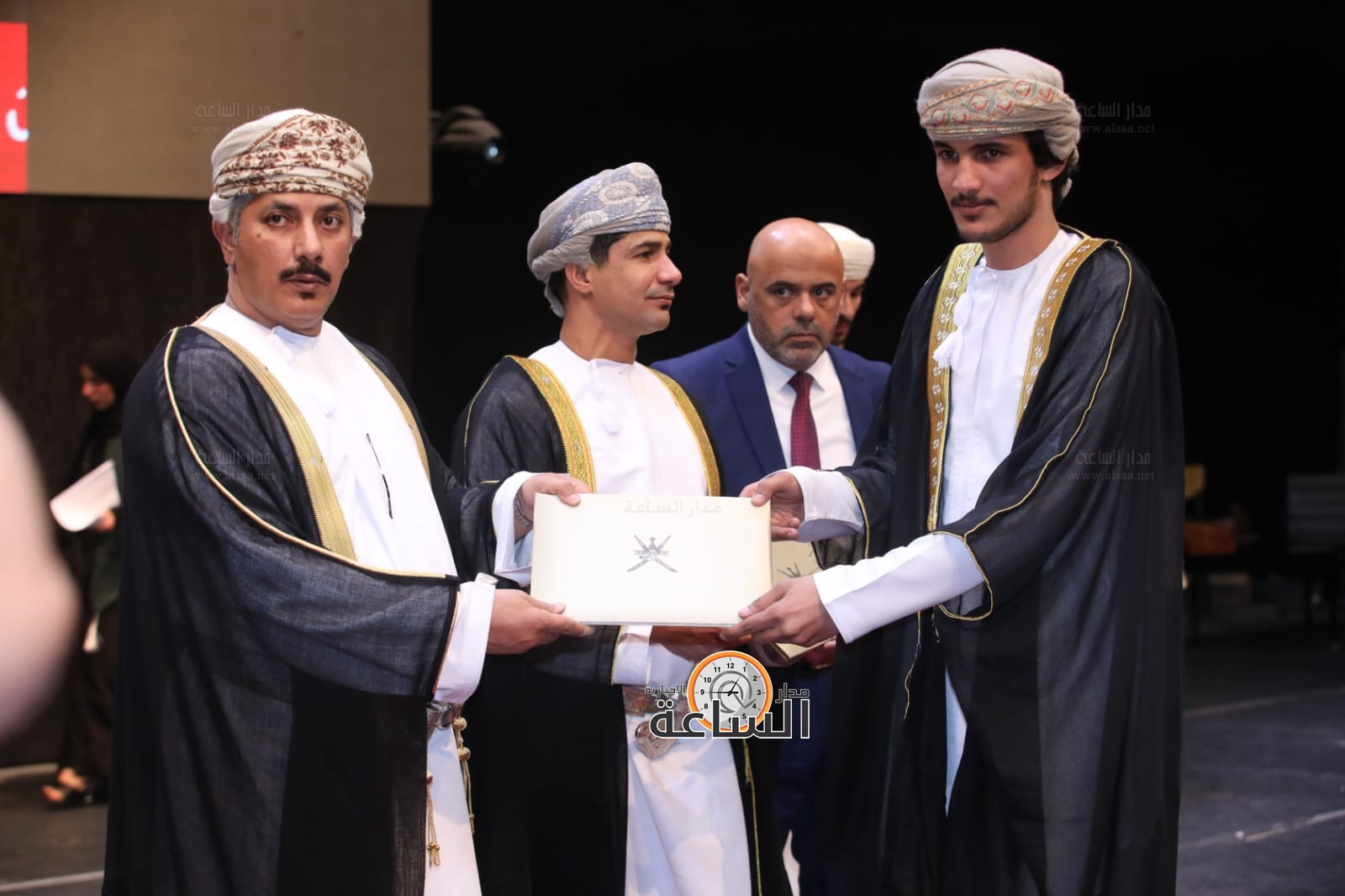 Madar Al-Saa Images 0.14428065005927082