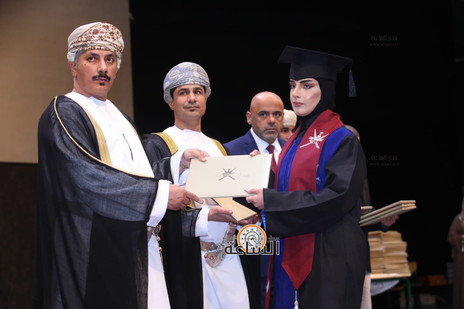 Madar Al-Saa Images 0.2391974084925117