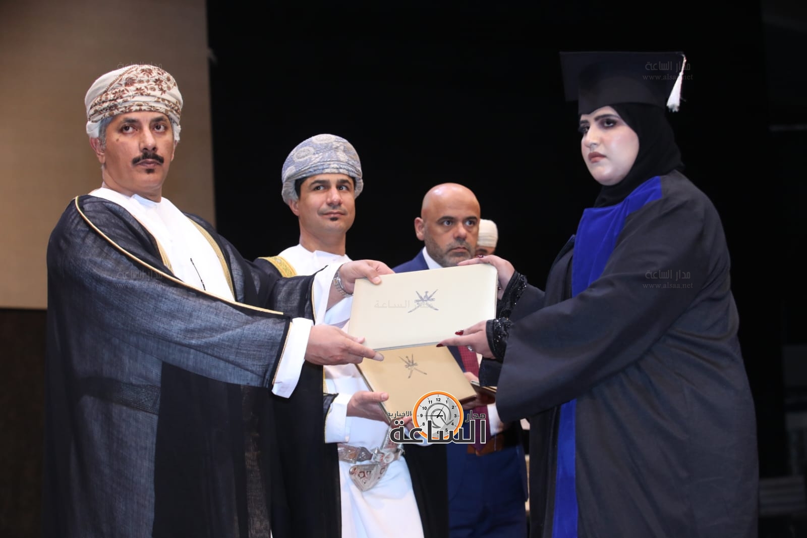 Madar Al-Saa Images 0.4643500352293879