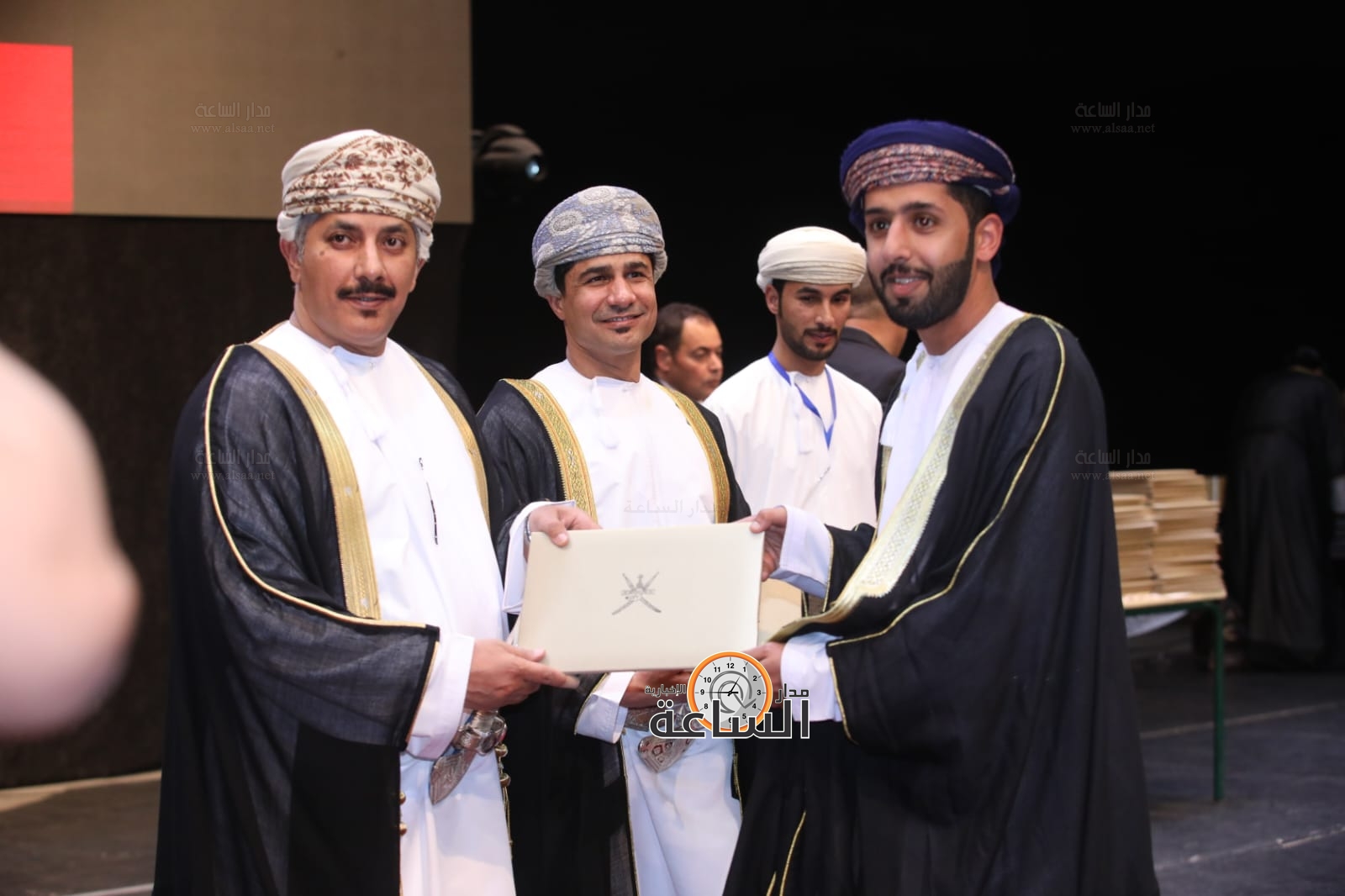 Madar Al-Saa Images 0.9539357607062262