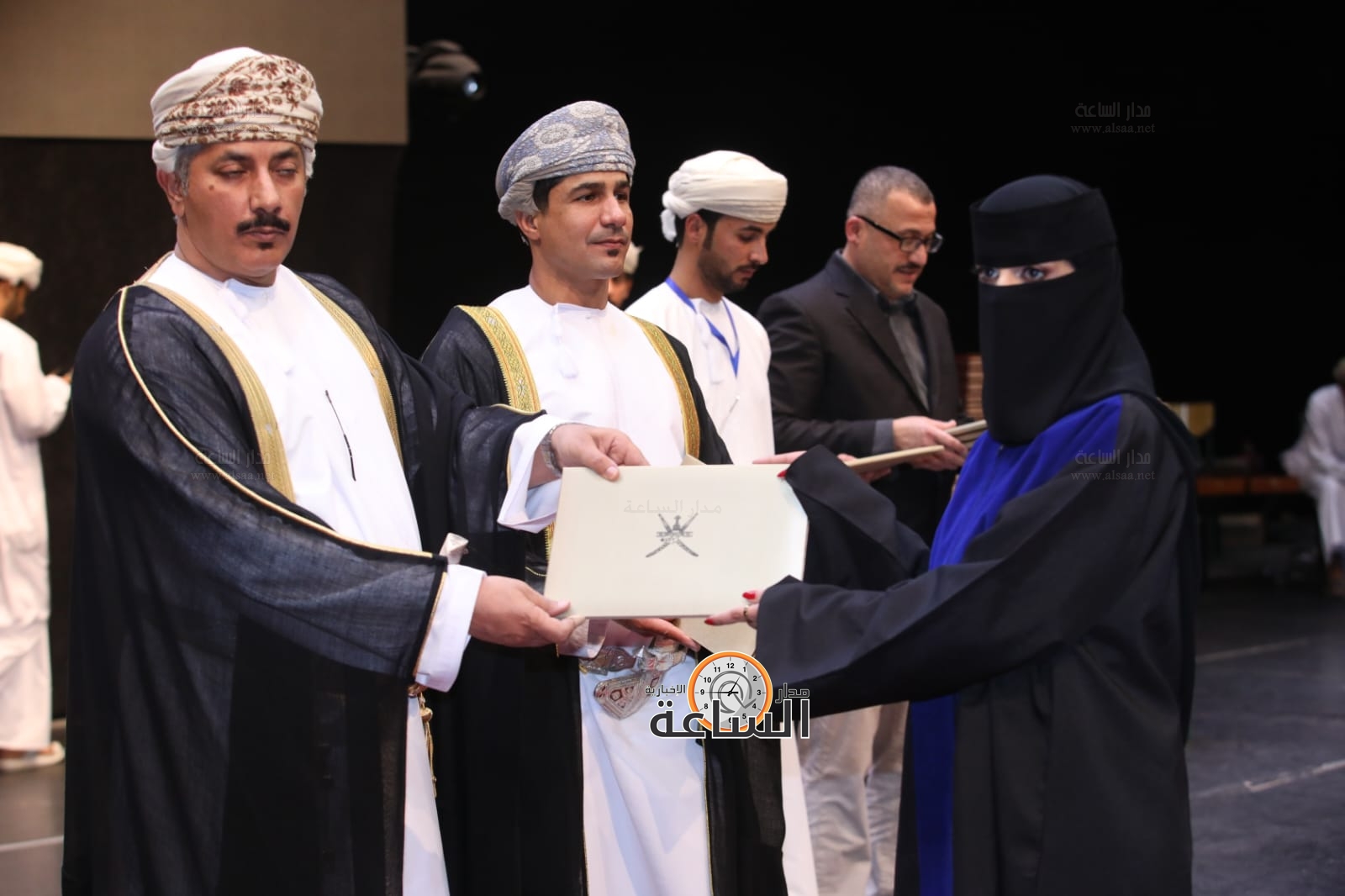 Madar Al-Saa Images 0.060519100432789186