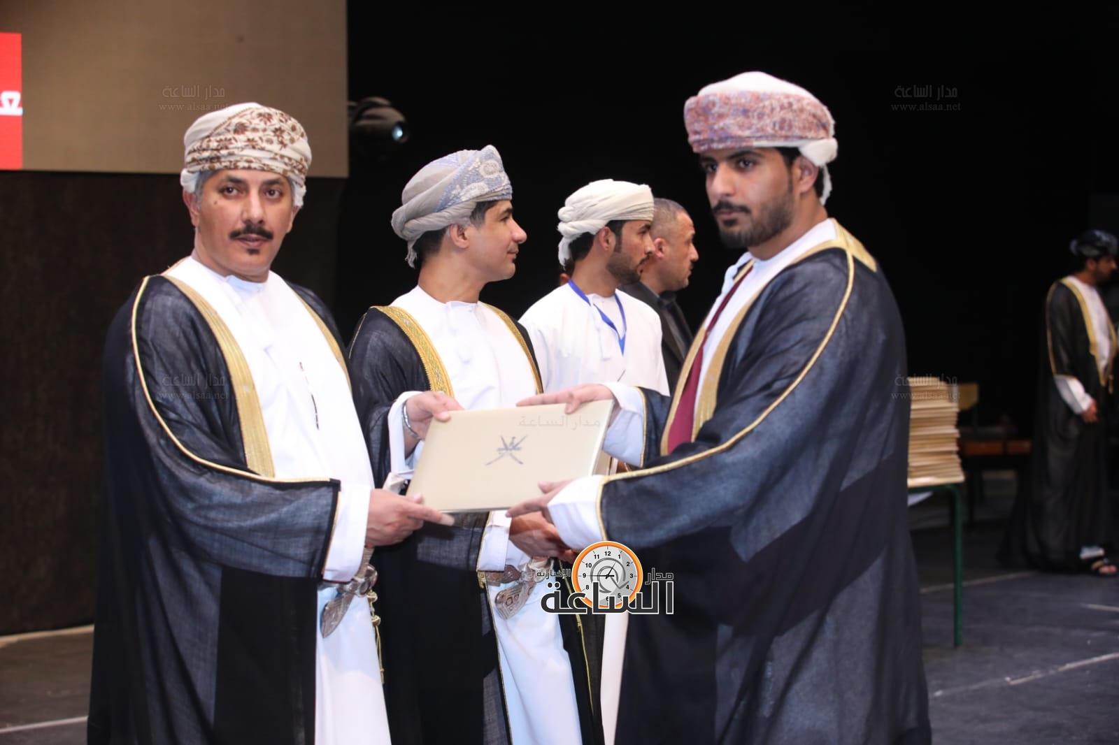 Madar Al-Saa Images 0.3177726508028573