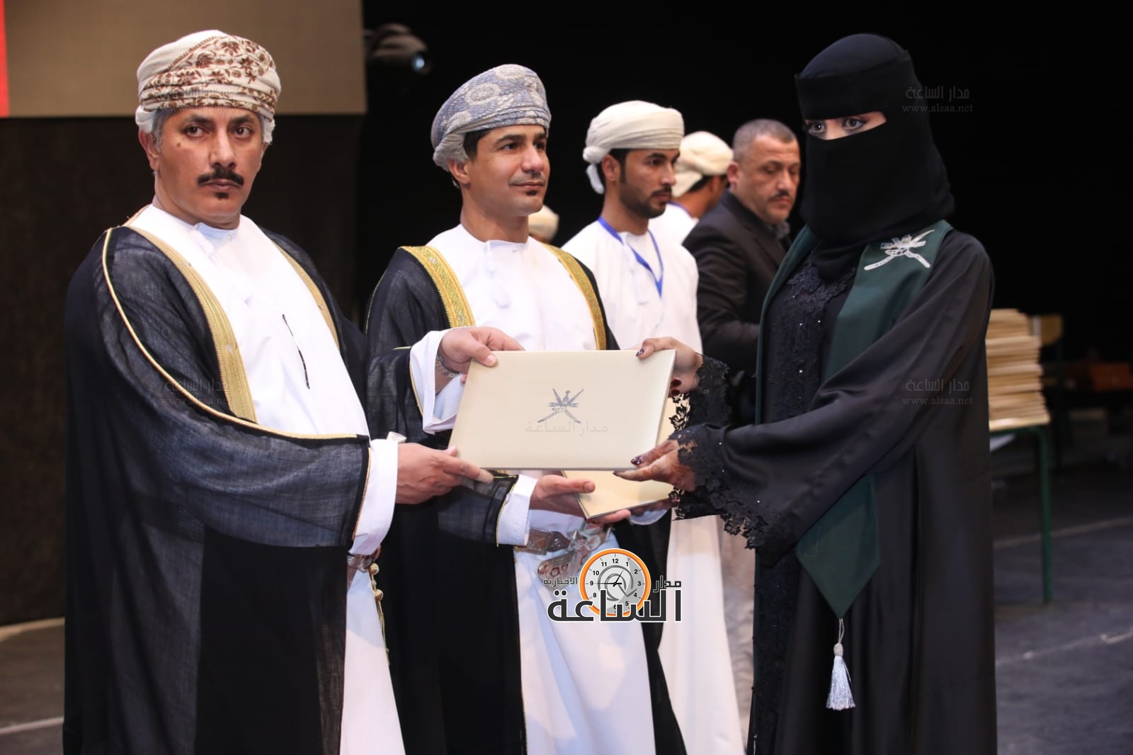 Madar Al-Saa Images 0.30155499324090607