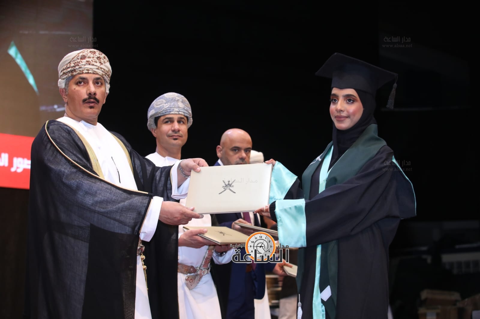 Madar Al-Saa Images 0.6522231639448672