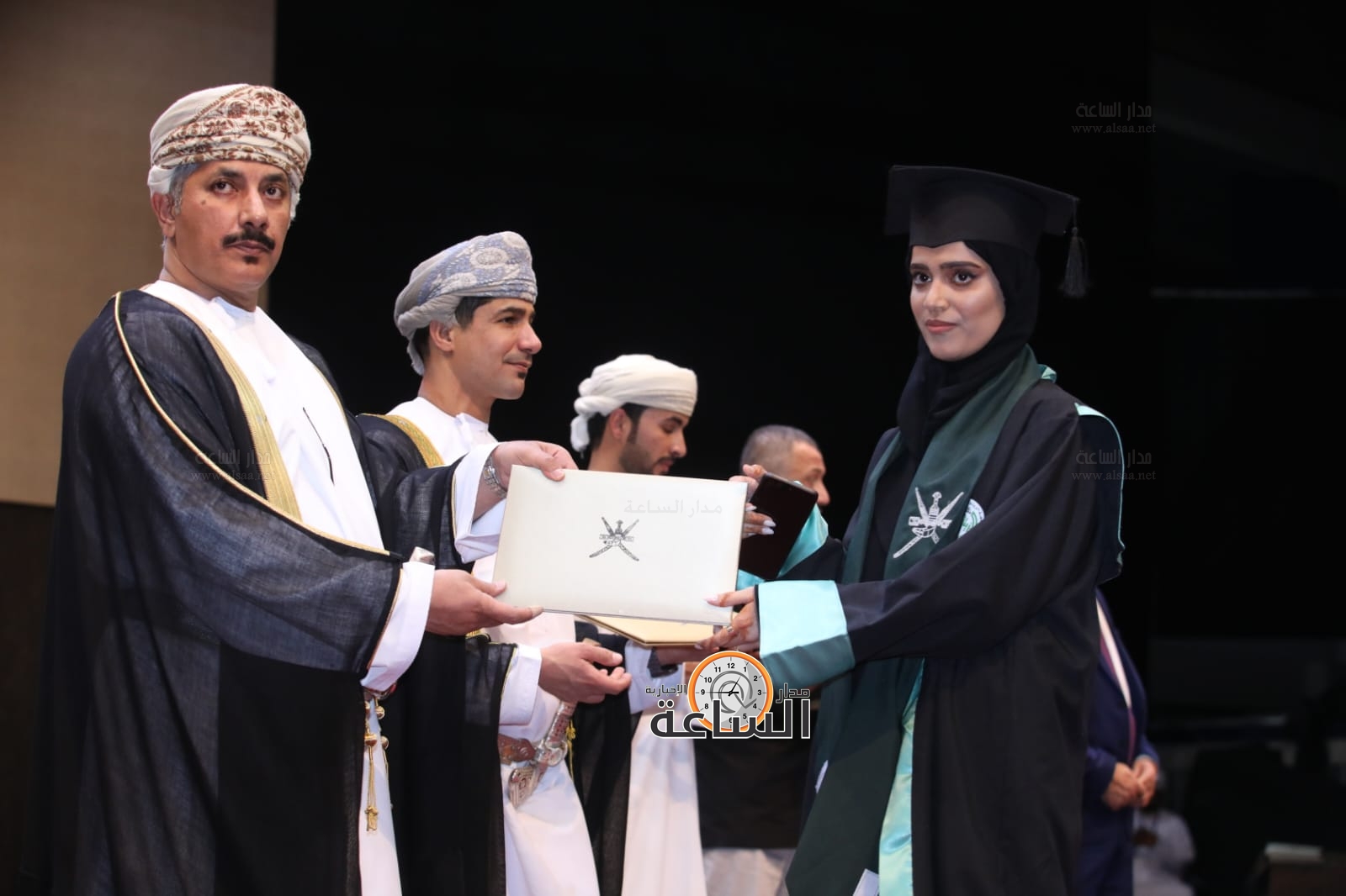 Madar Al-Saa Images 0.5286965020174761