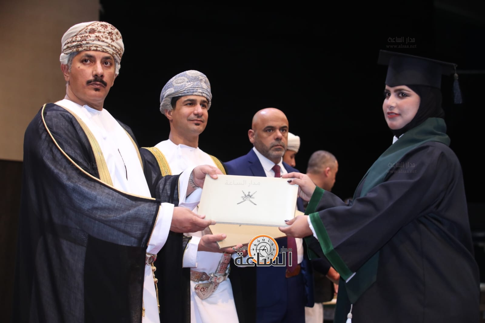 Madar Al-Saa Images 0.09182863376872552