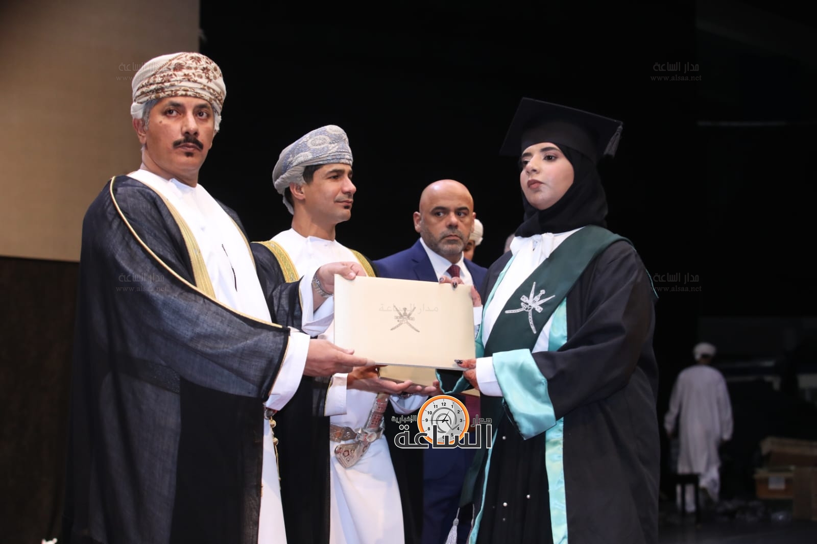 Madar Al-Saa Images 0.8239042777439354