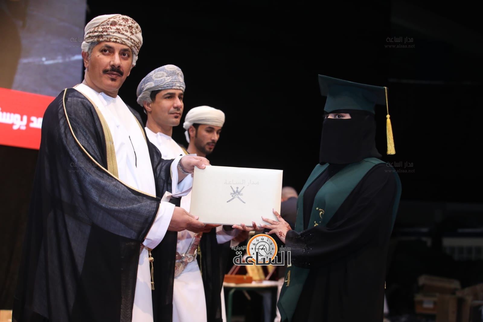 Madar Al-Saa Images 0.16393583410707513