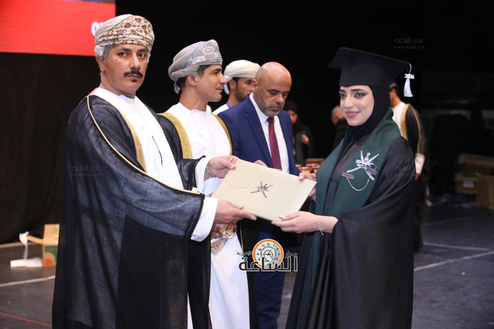 Madar Al-Saa Images 0.517780313920208