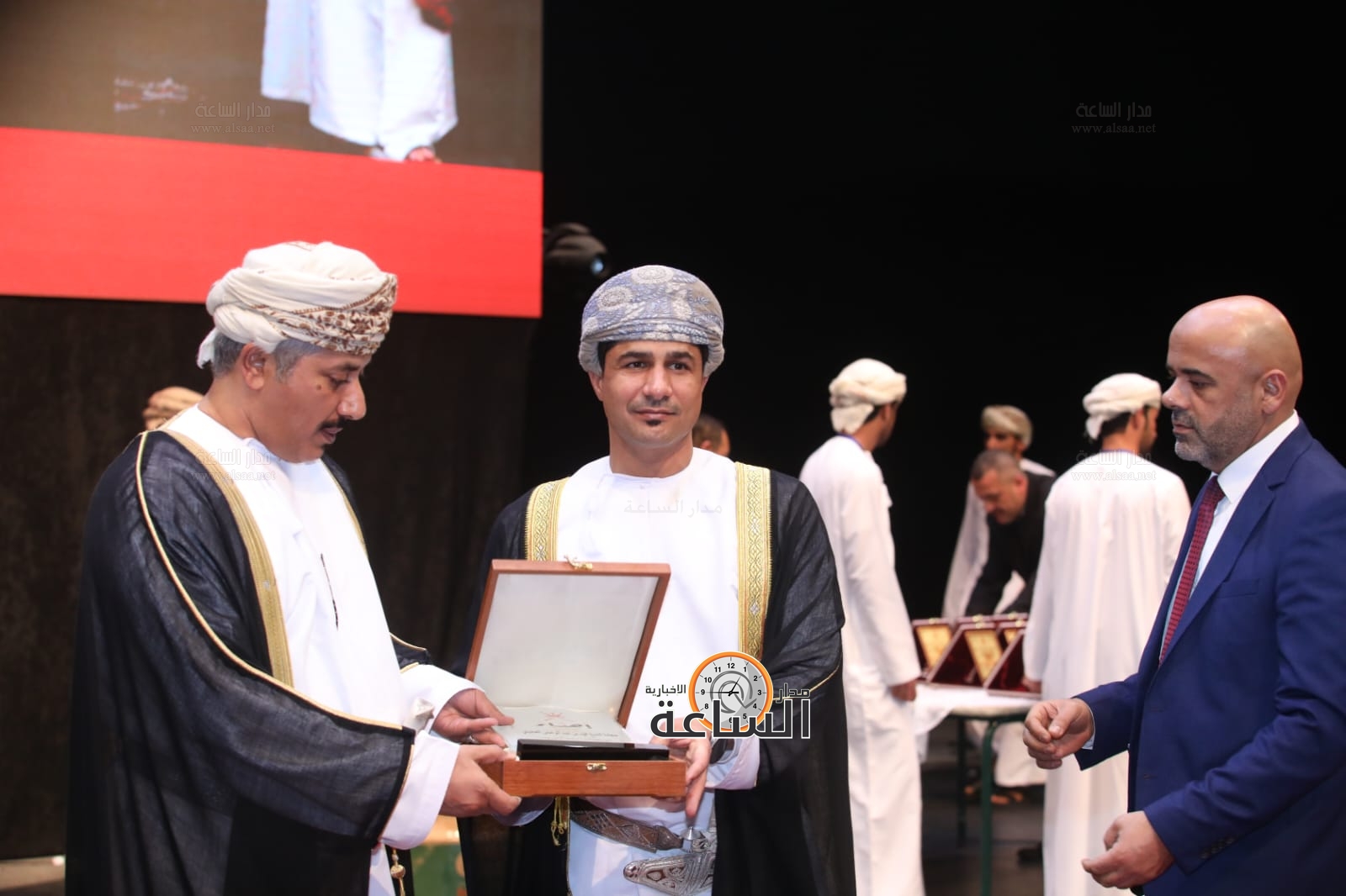 Madar Al-Saa Images 0.07070904867376981