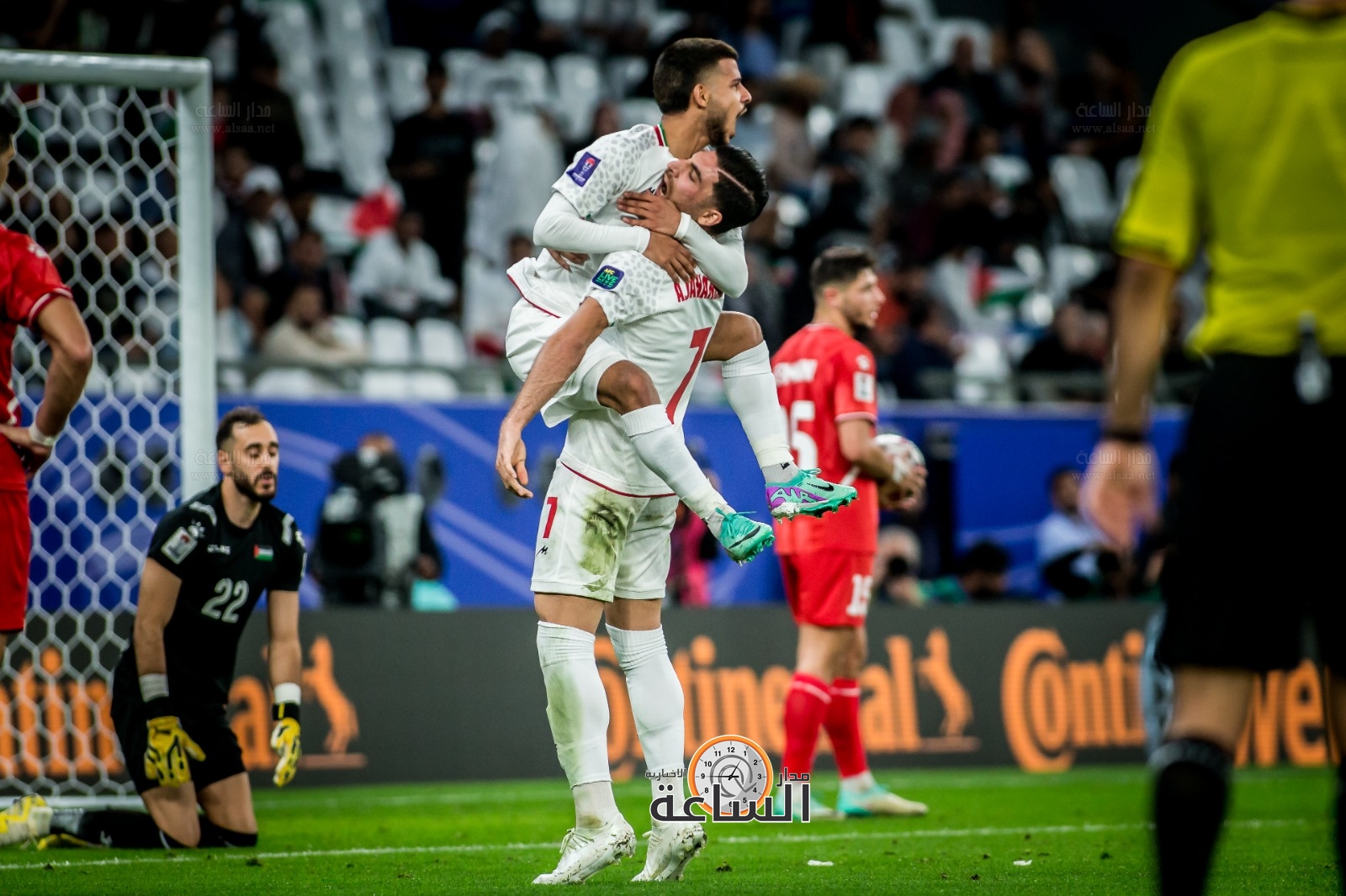 Madar Al-Saa Images 0.9773609709364537