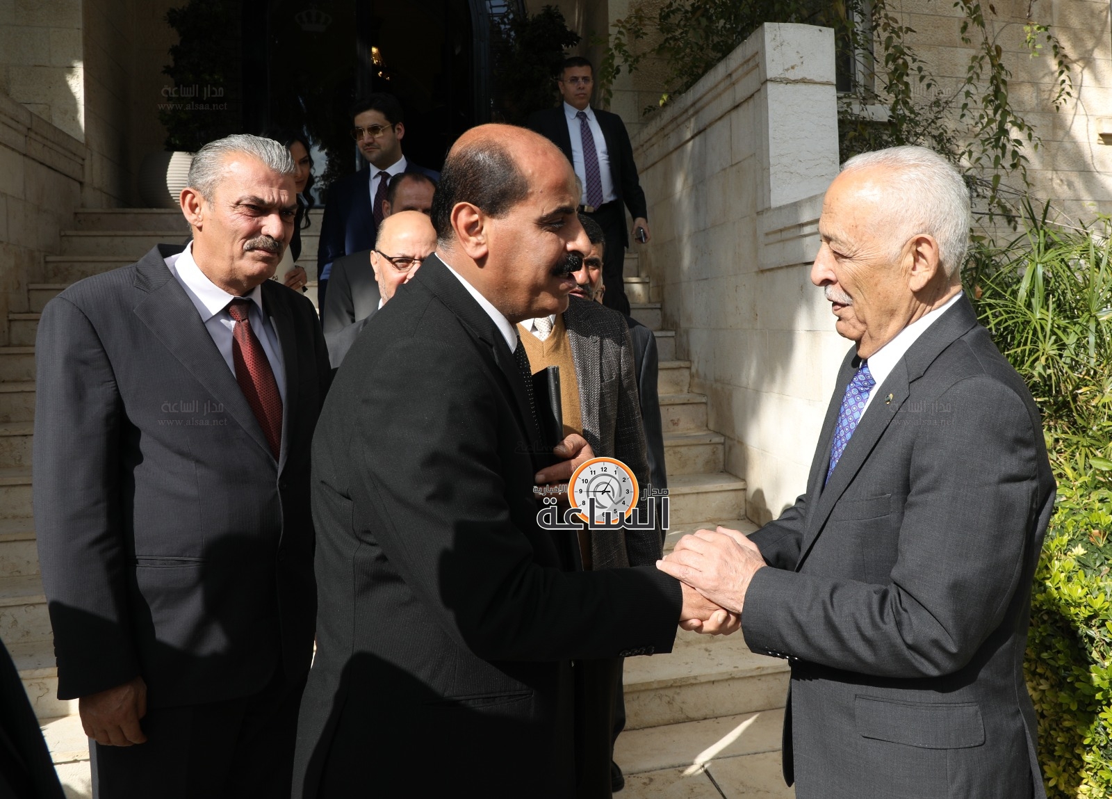 Madar Al-Saa Images 0.1644892763580834