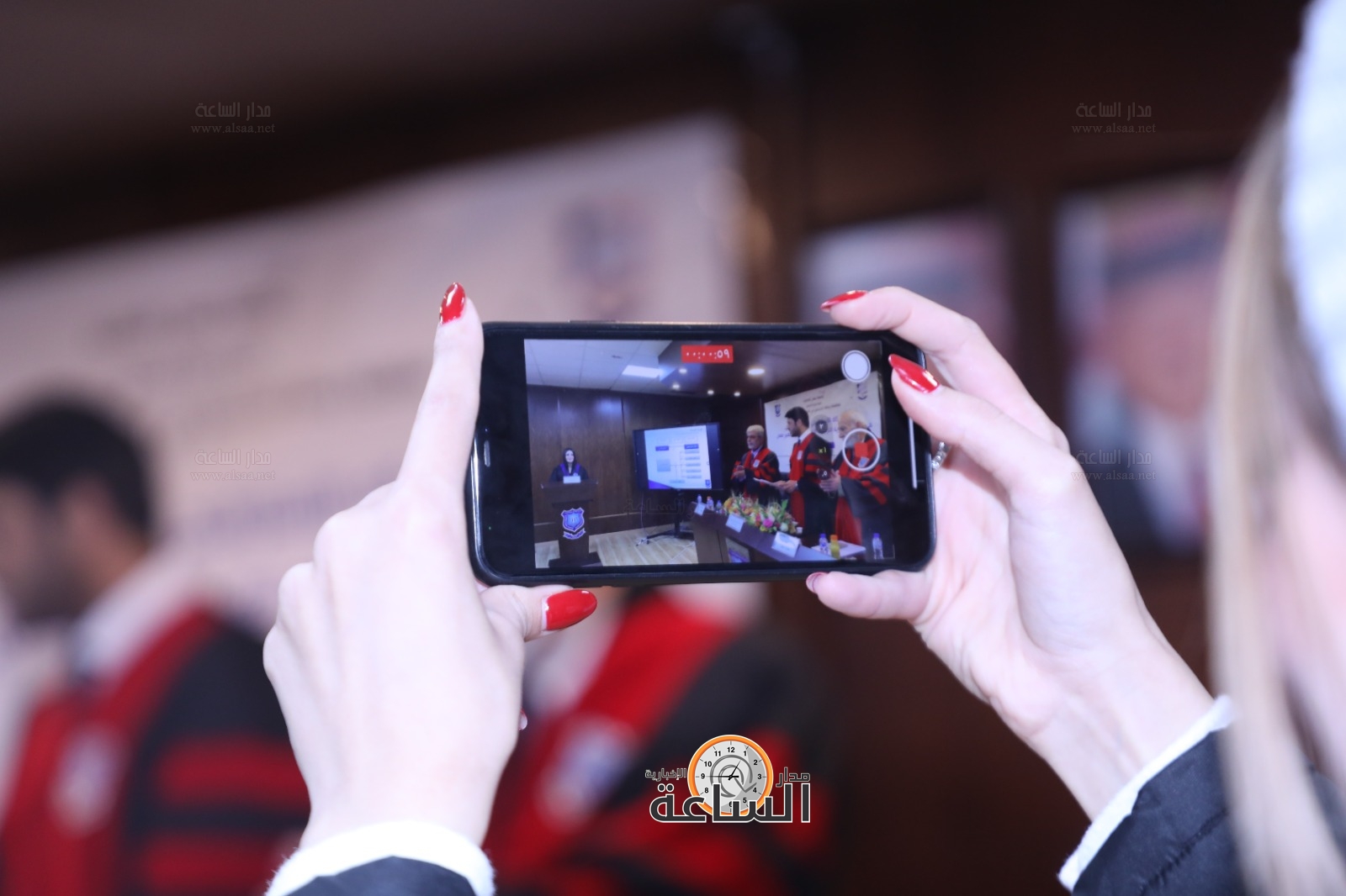 Madar Al-Saa Images 0.3257071386960131