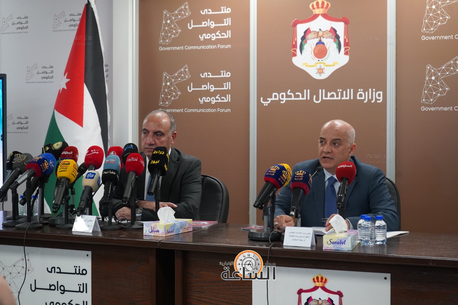 Madar Al-Saa Images 0.5583593038856491