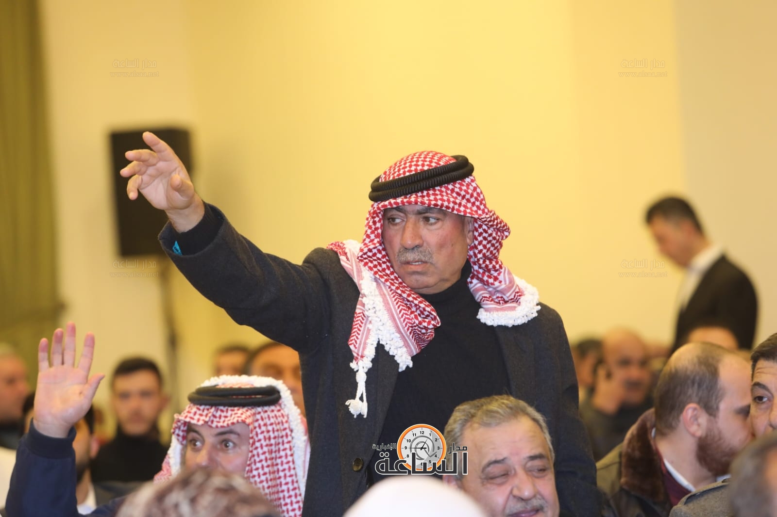 Madar Al-Saa Images 0.773980975329646