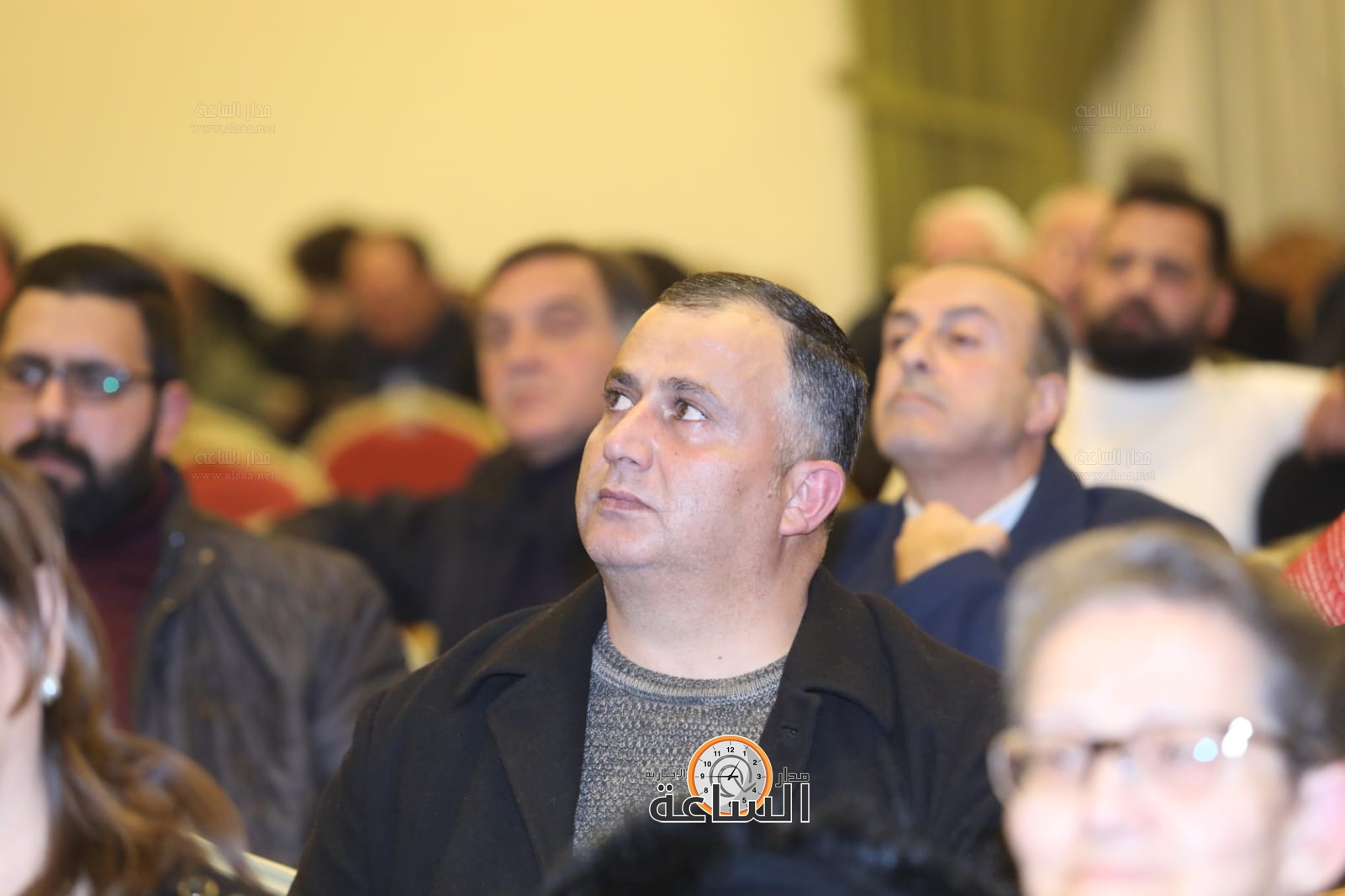 Madar Al-Saa Images 0.6123907512834621