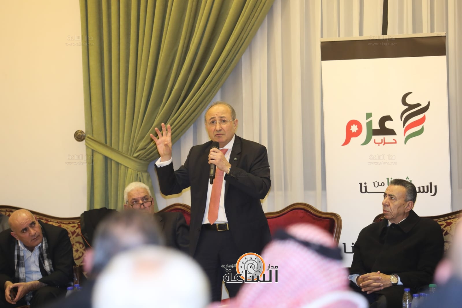 Madar Al-Saa Images 0.8519084765364178