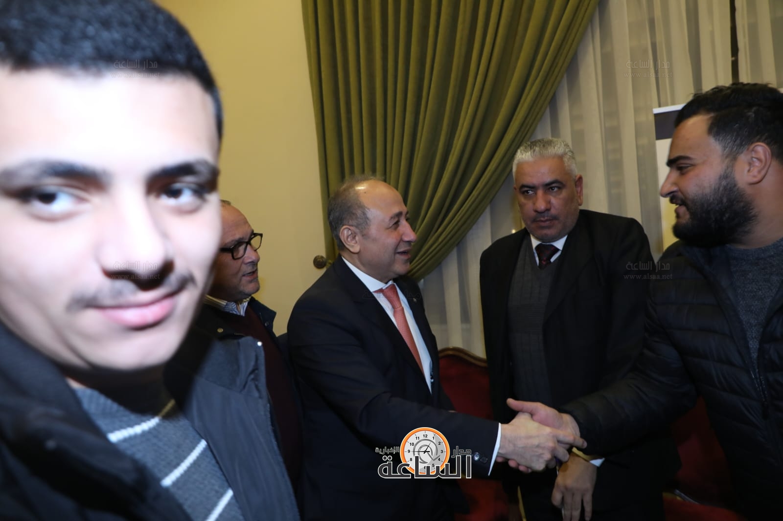 Madar Al-Saa Images 0.713703207819437